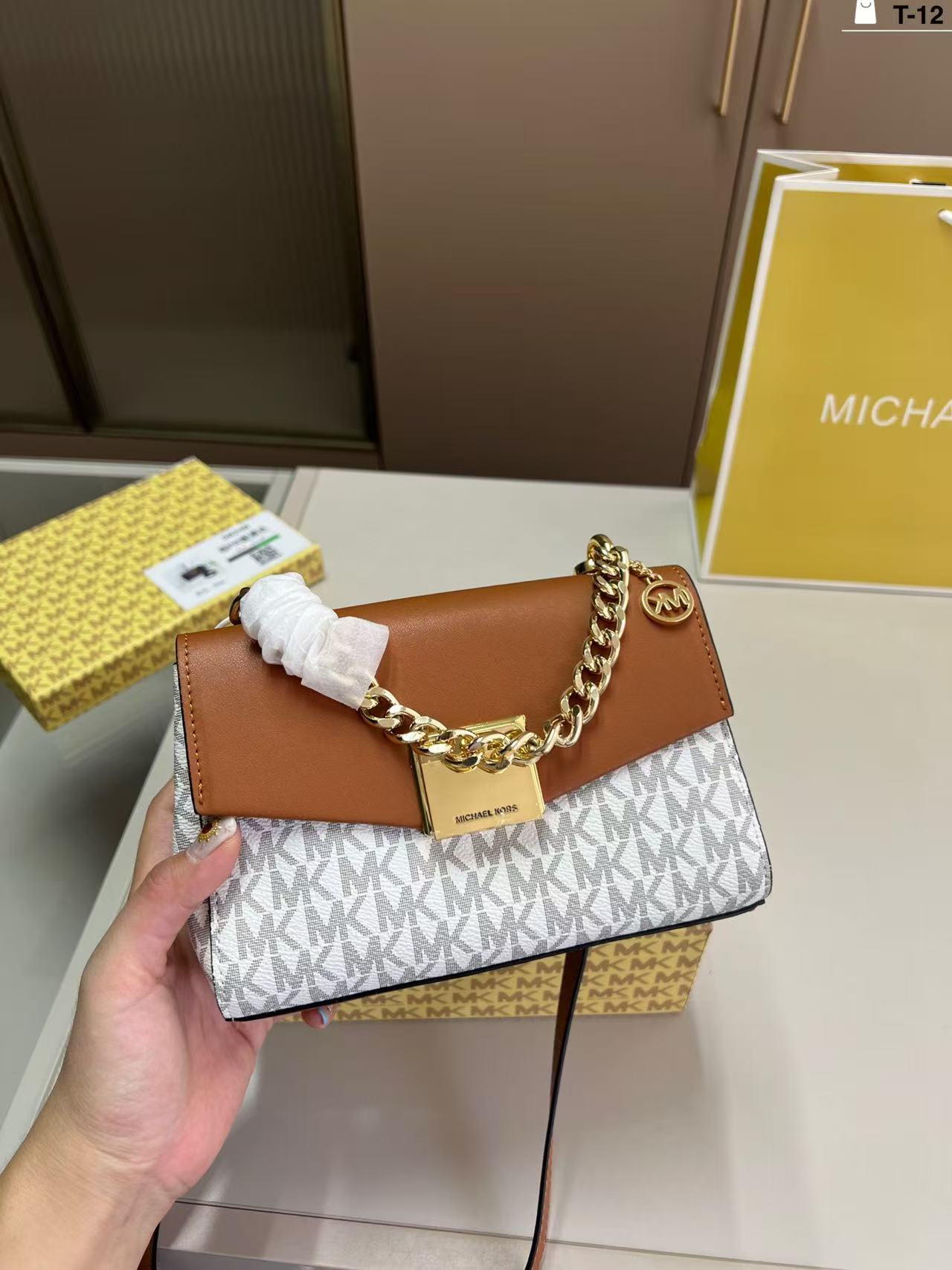 Luxury Bags Michael Kors - 新品のマイケル・コースの女性用高級デザインショルダーバッグ、クラシックなクロスボディバッグ、高品質でトレンディな小さなスクエアバッグ