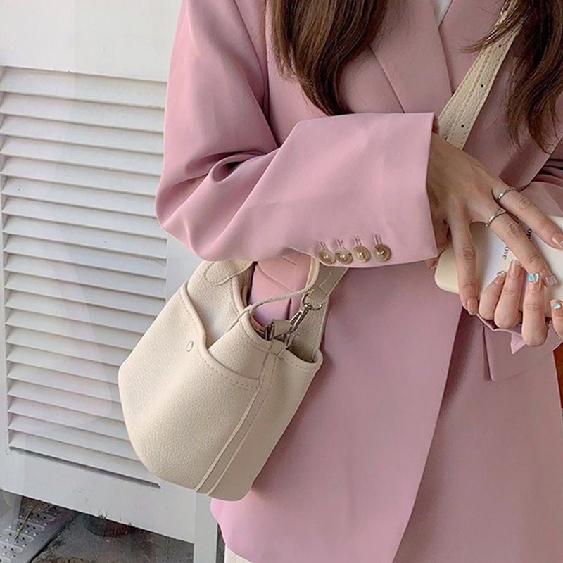 エレガントな女性向け新作高級デザイナーズハンドバッグ、レディ - Luxury Bags Affordable のレビューと価格