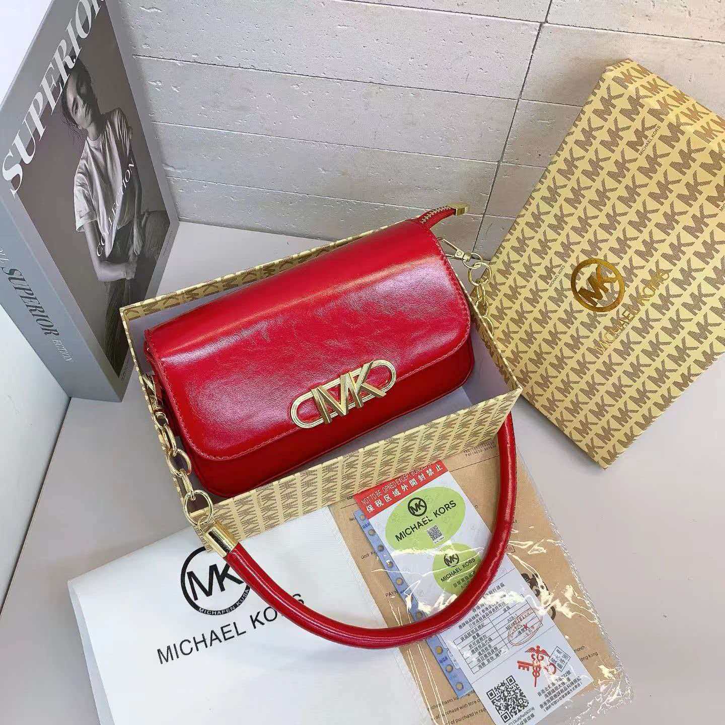 マイケルコースの女性用チェーンバッグ、新しい夏用ブラックショ - Luxury Bags Michael Kors のレビューと価格