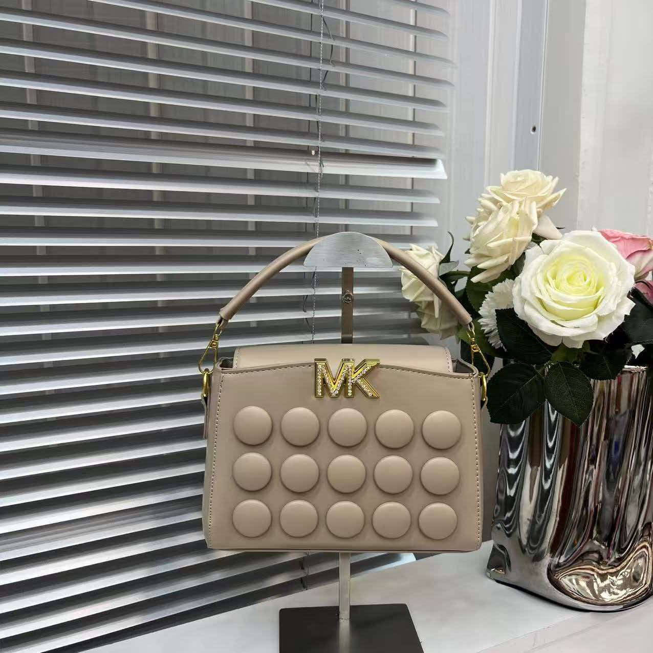 マイケルコース レディース 高級軽量高品質大容量ハンドバッグ - Luxury Bags Michael Kors のレビューと価格