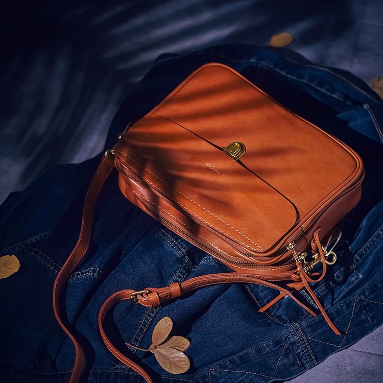 2025 レトロメンズ手作り多層クロスボディバッグヘッド層牛 - Luxury Bags Made In China のレビューと価格