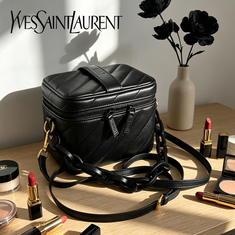 イヴ・サンローランのバッグ ブラック キルティング ミニ Y - Luxury Beach Bags Ysl のレビューと価格