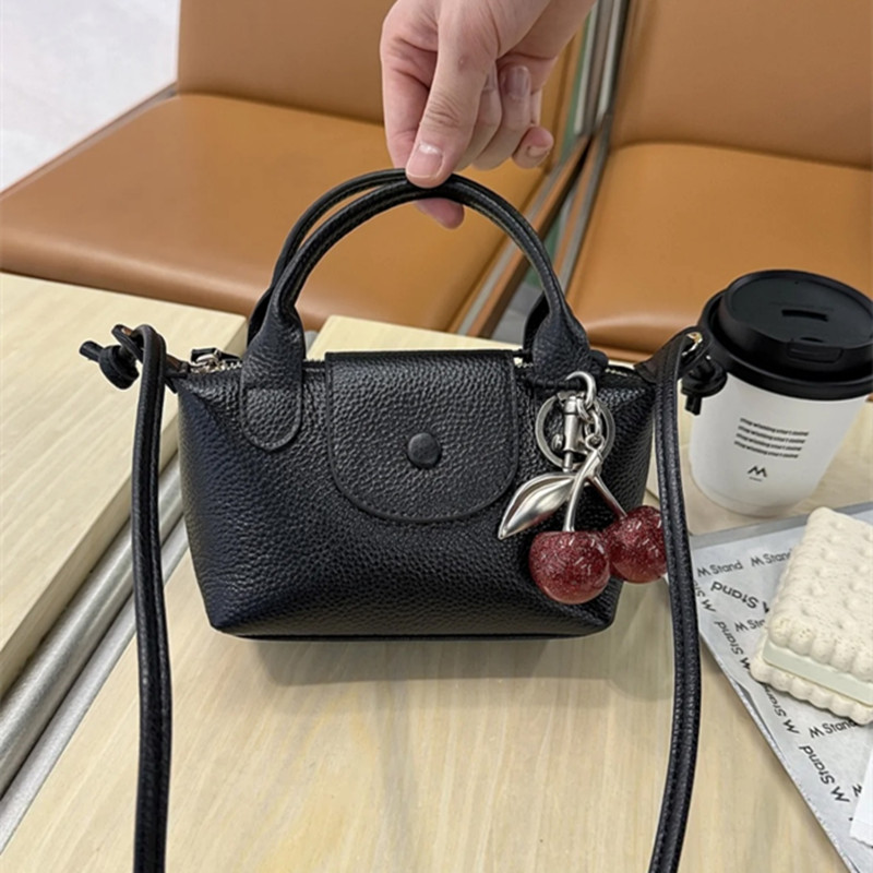 コーチハンドバッグショルダーバッグ高級レッドチェリーペンダン - Luxury Bags Coach のレビューと価格