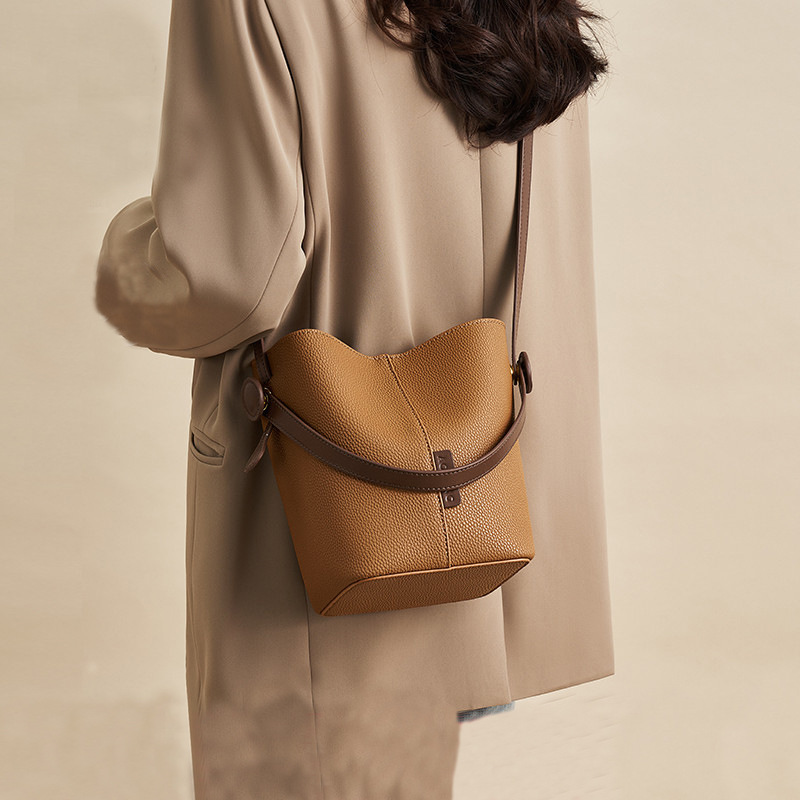 クラシックな女性用ウォーターバケットハンドバッグ、ファッショ - Luxury Bags Levels のレビューと価格