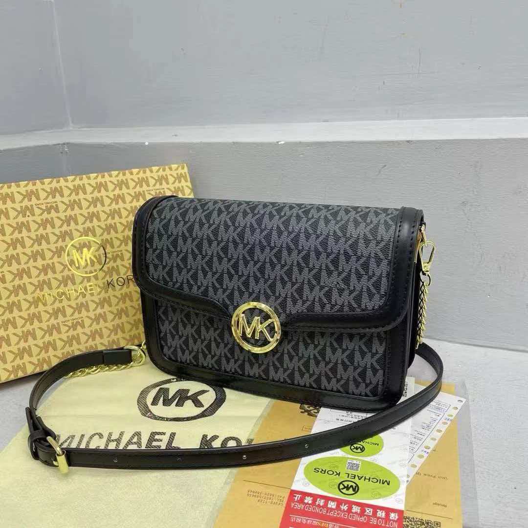 マイケル・コース ジェットセット トラベルプリント レディー - Luxury Bags Michael Kors のレビューと価格